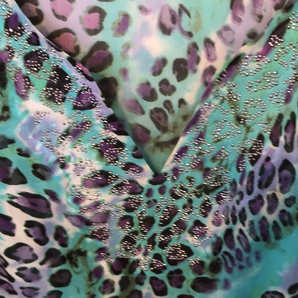 SWIMSUIT COVERUP🏝SHEER ANIMAL PRINT W/RHINESTONE COLLAR SIZE XL EXCELLENT COND - Picture 2 of 7